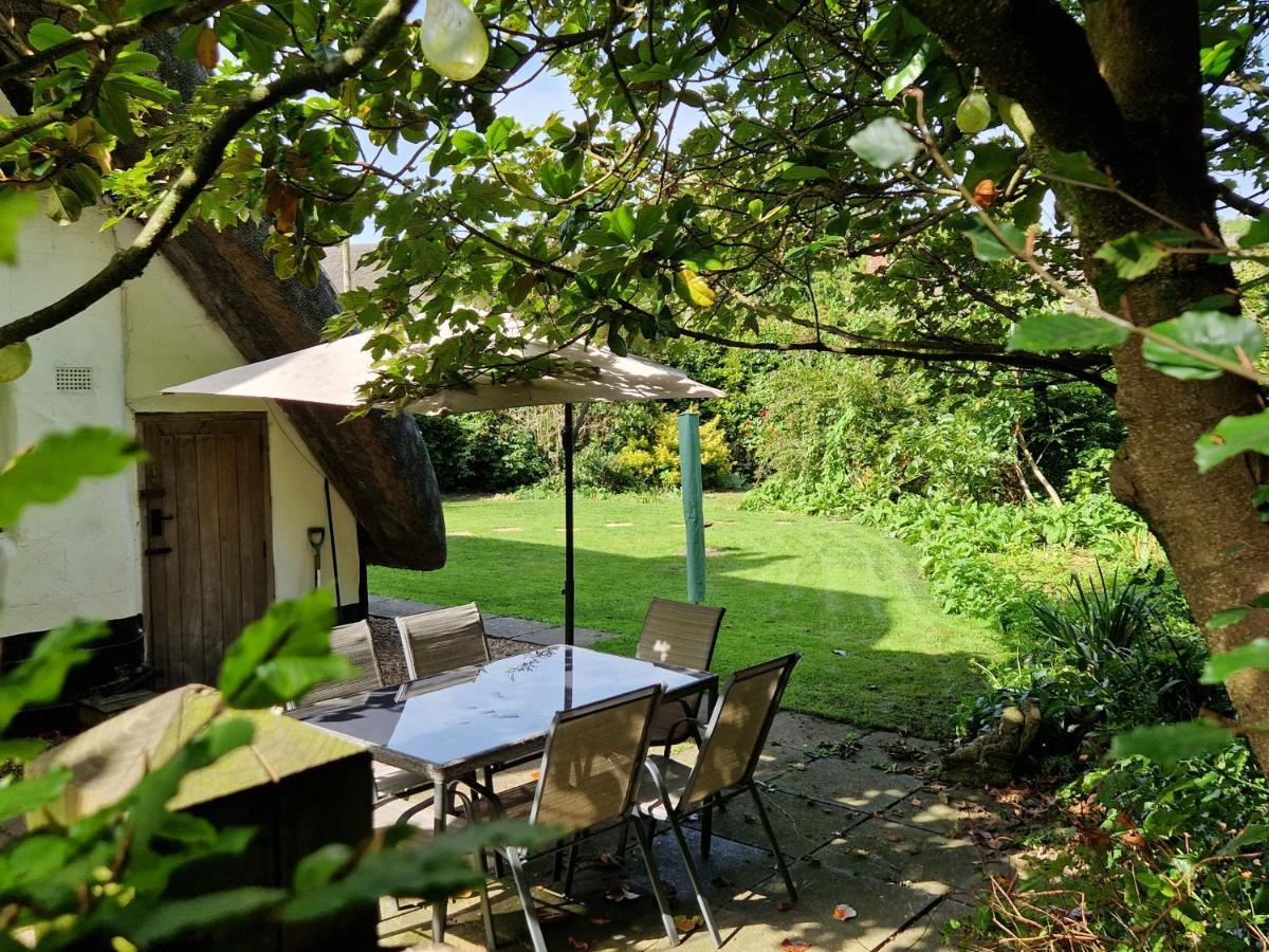 Delightful 3Bed Thatched Cottage Stockbridge  Bagian luar foto