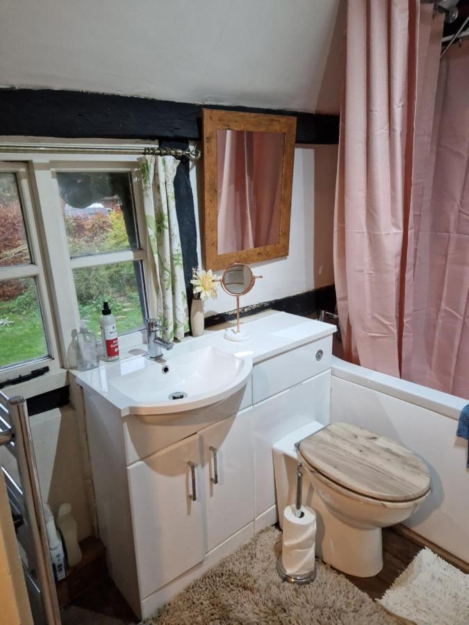 Delightful 3Bed Thatched Cottage Stockbridge  Bagian luar foto